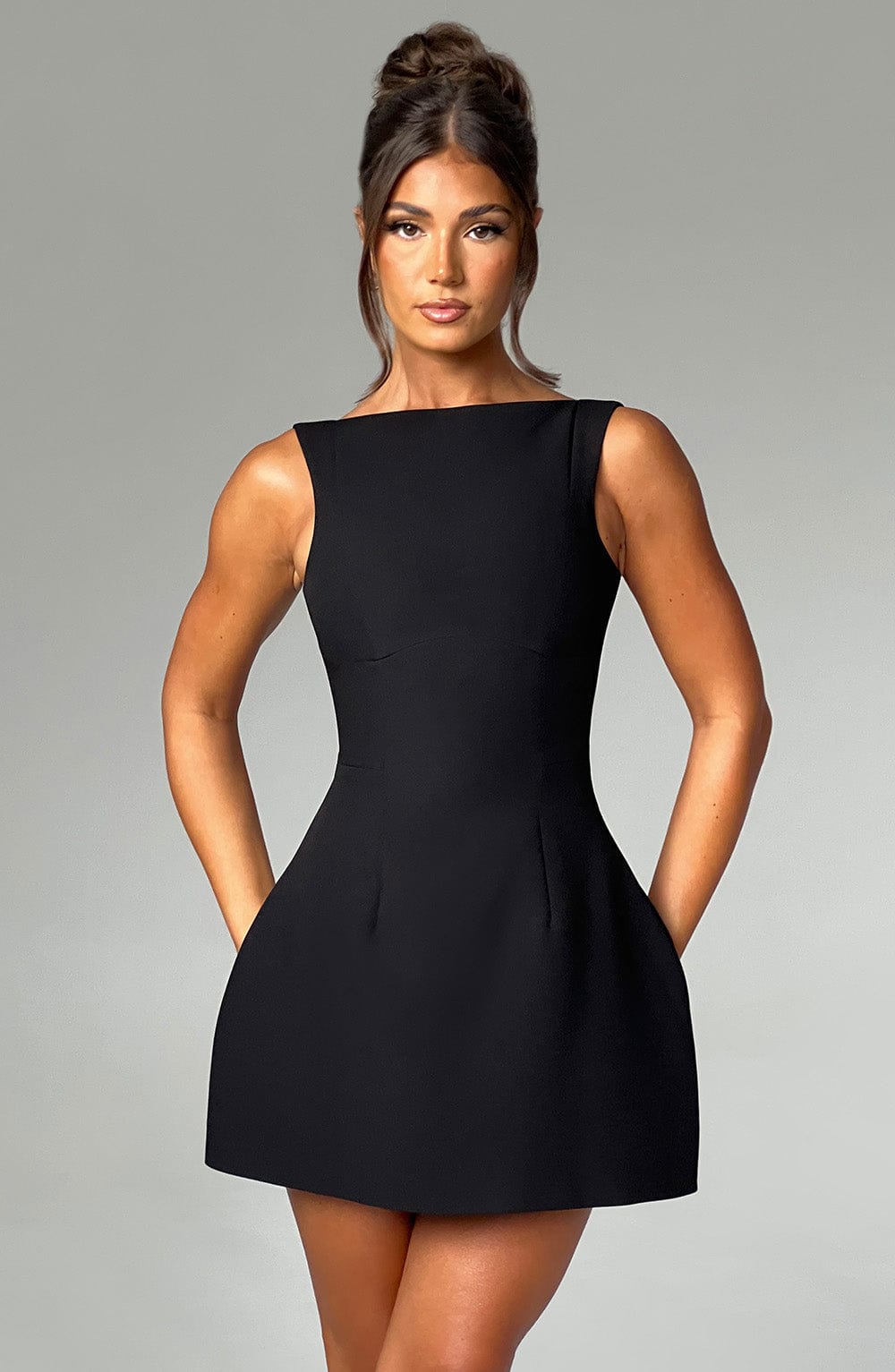 Alana Mini Dress - Black - Napalia