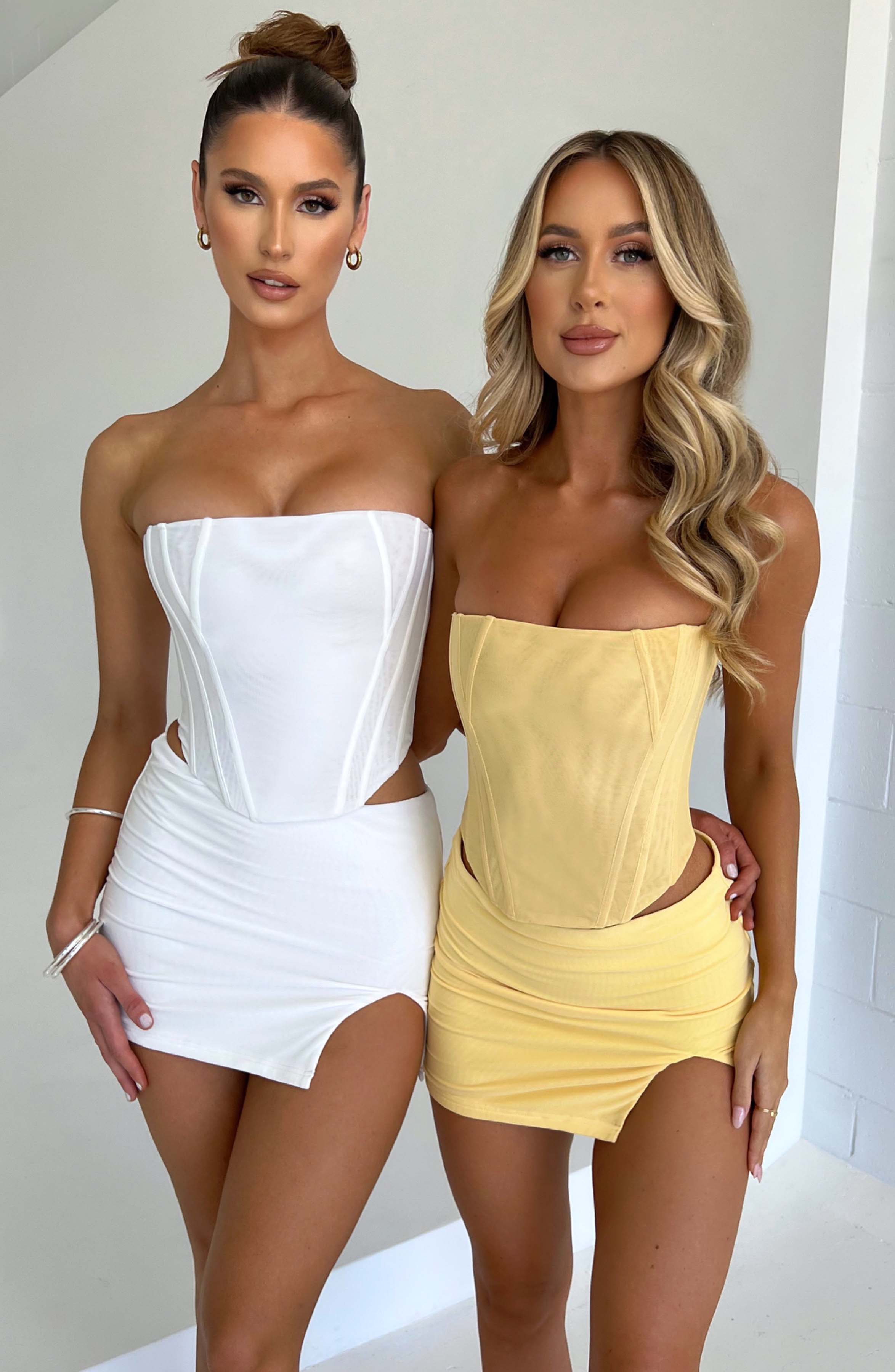 Alina Mini Skirt - White - Napalia