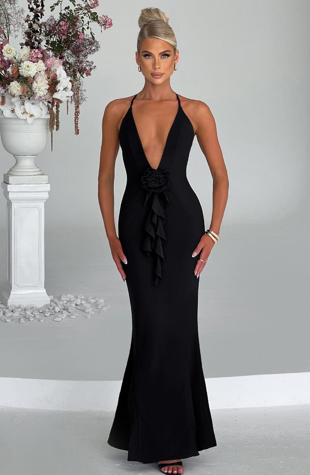 Constantina Maxi Dress - Black - Napalia