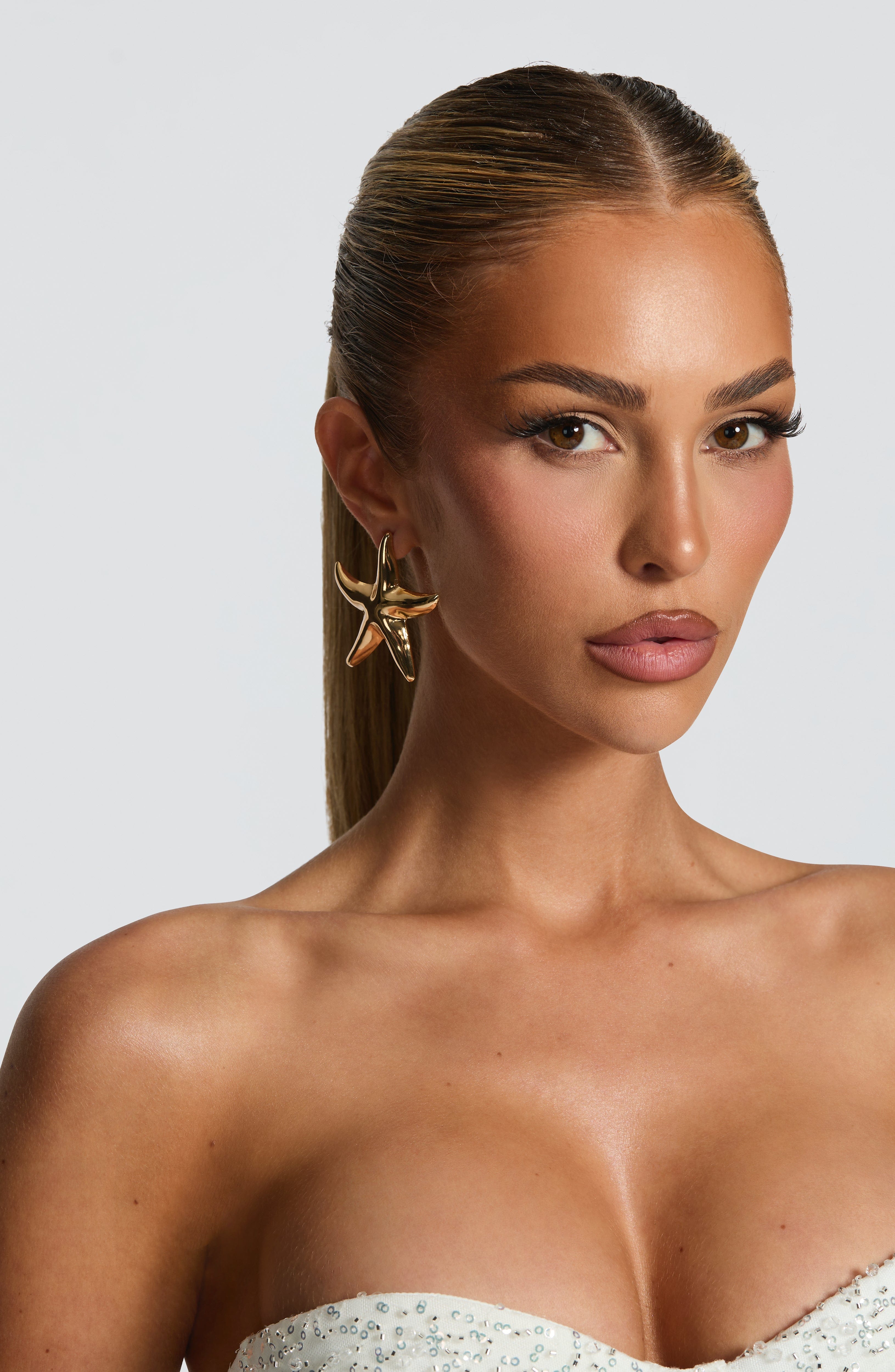 Dakona Earrings - Gold - Napalia