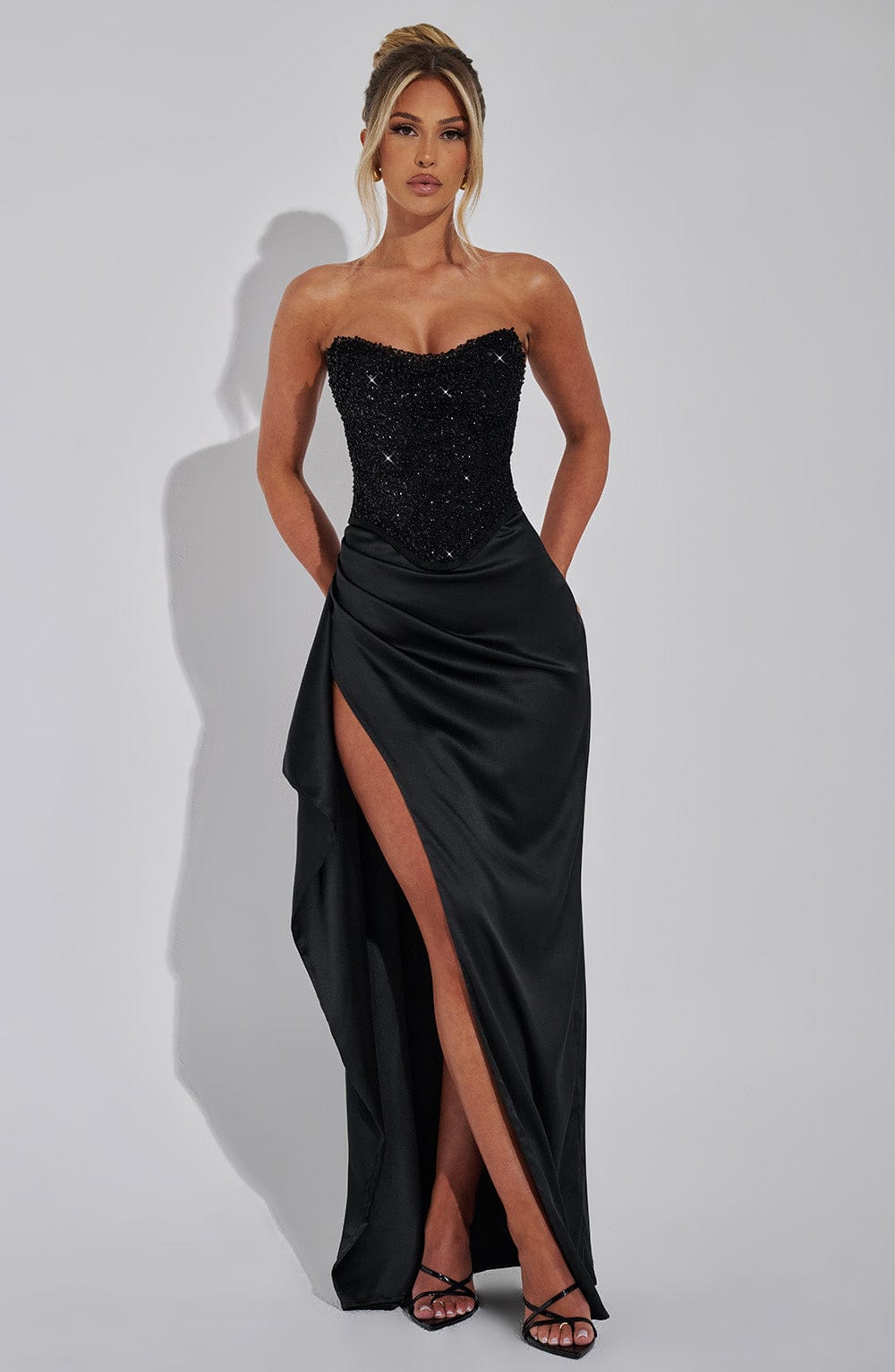 Emrielle Maxi Dress - Black - Napalia