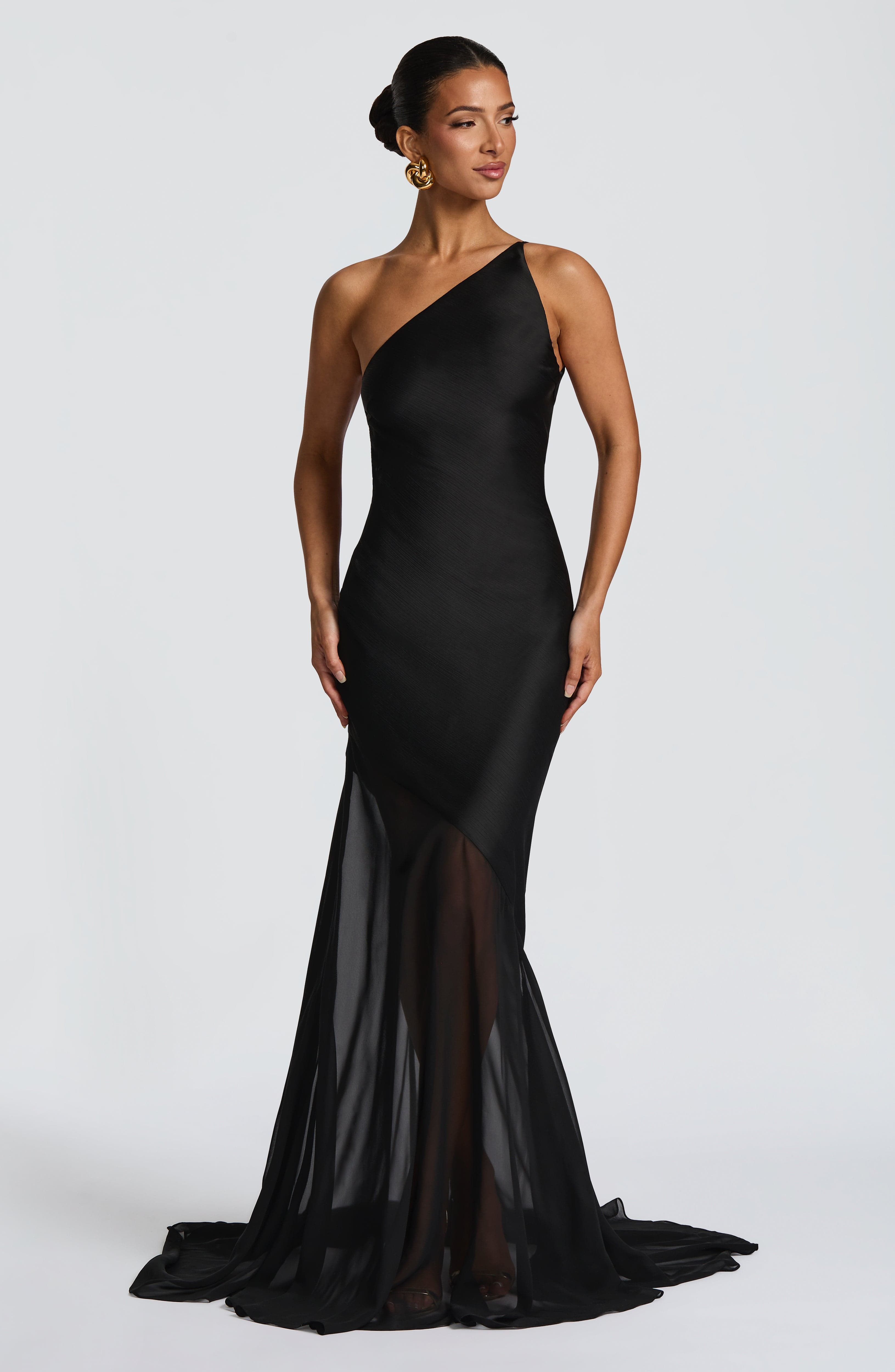 Fable Gown - Black - Napalia