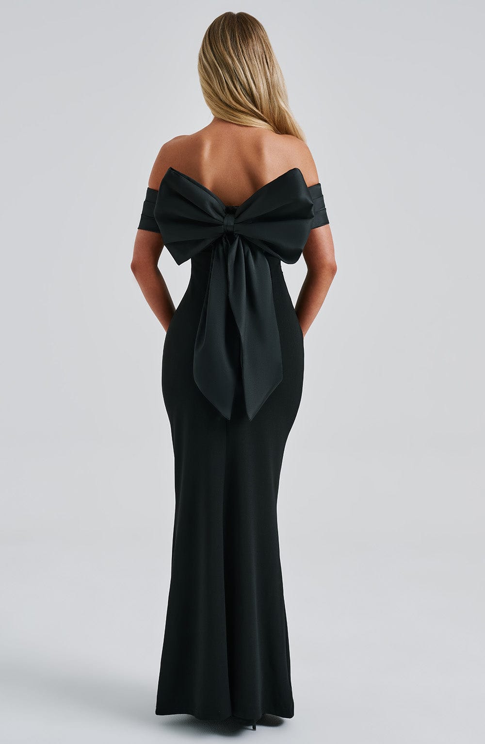 Joanna Maxi Dress - Black - Napalia