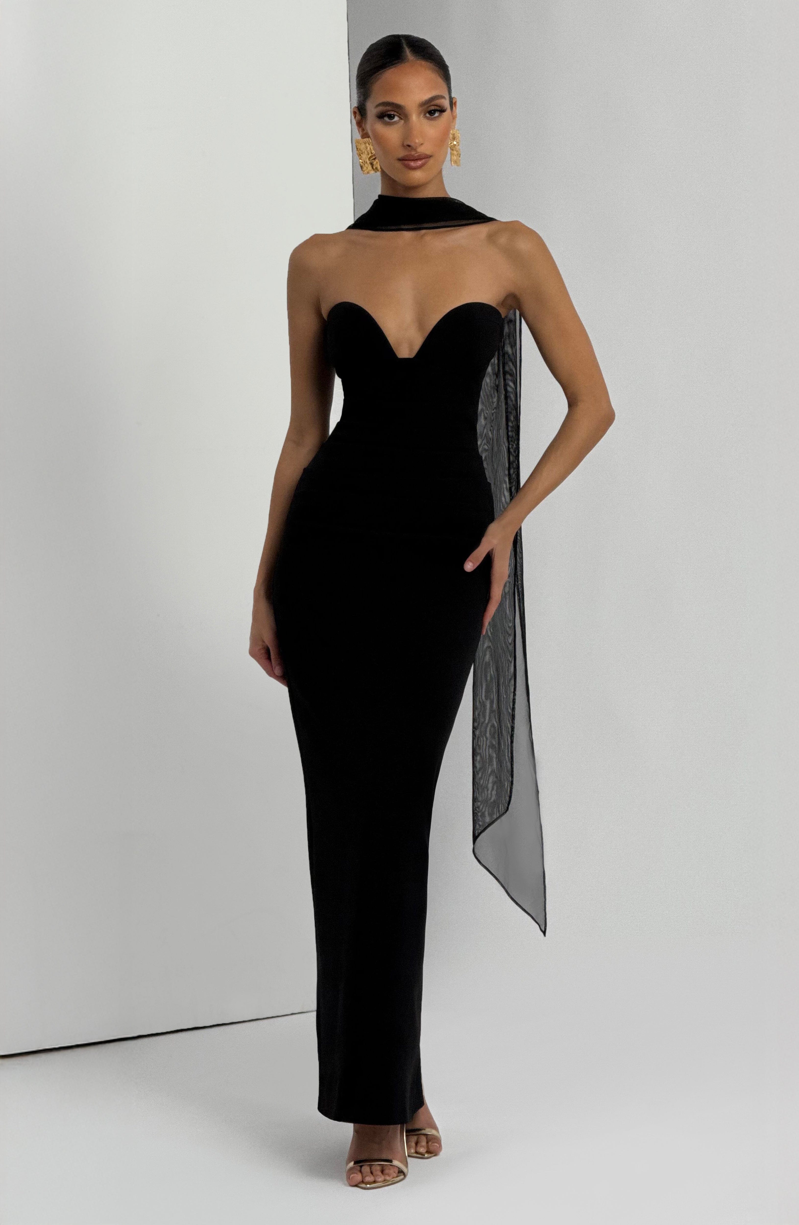 Lindsey Maxi Dress - Black - Napalia