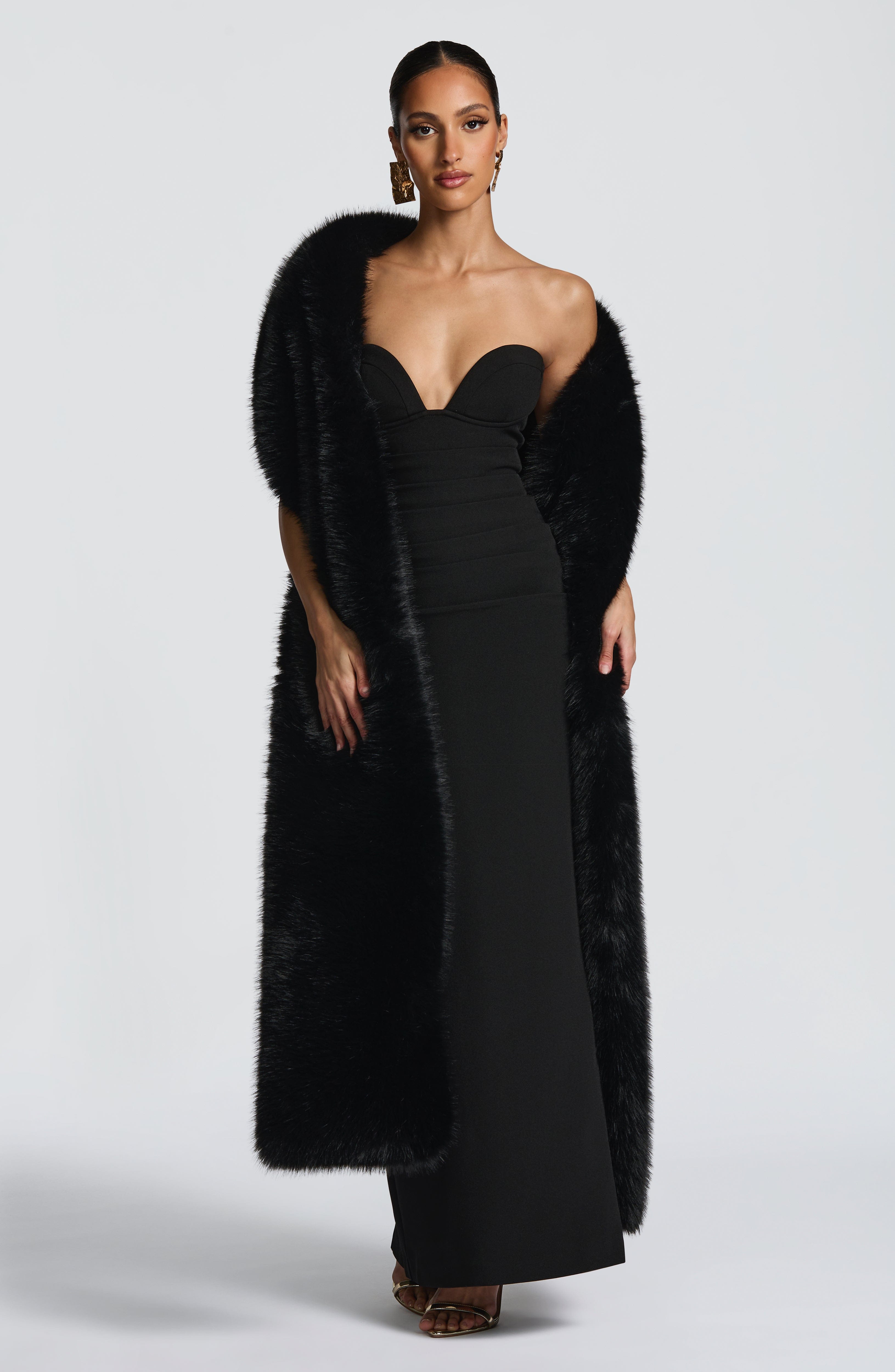 Lulu Shawl - Black - Napalia