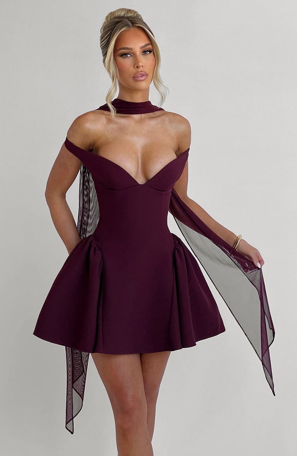 Marla Mini Dress - Cherry Lacquer - Napalia
