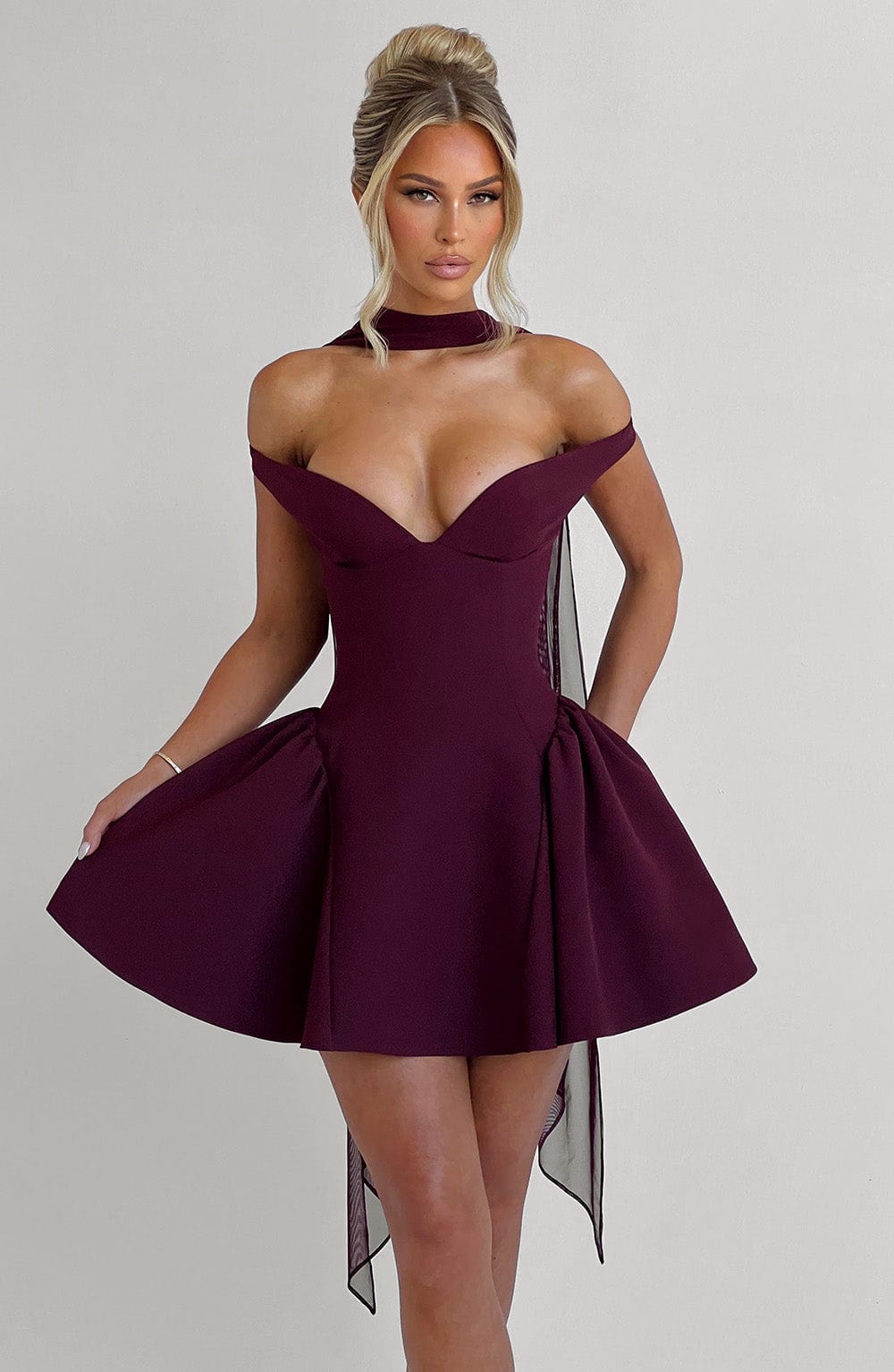 Marla Mini Dress - Cherry Lacquer - Napalia