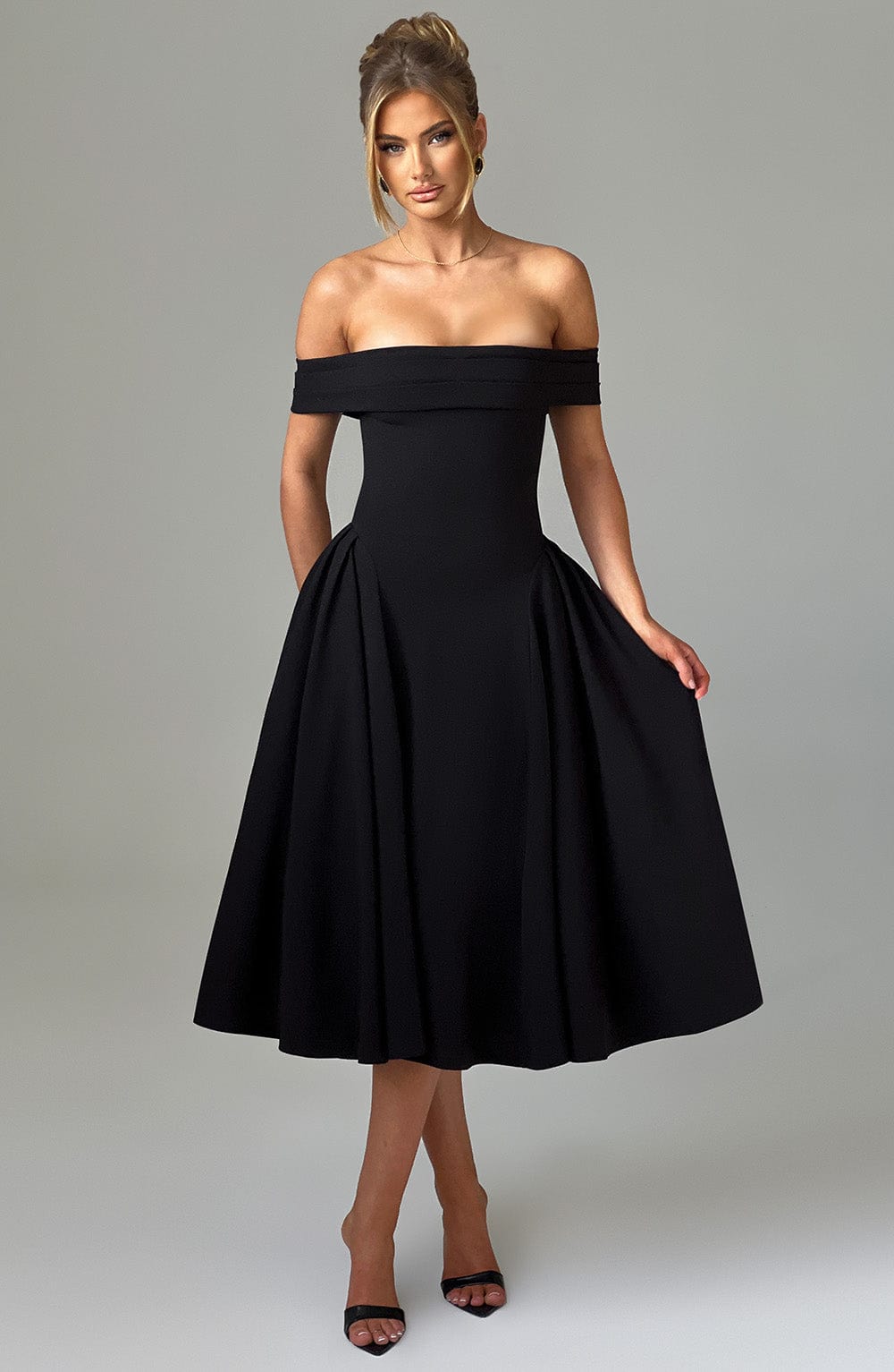 Miranda Midi Dress - Black - Napalia