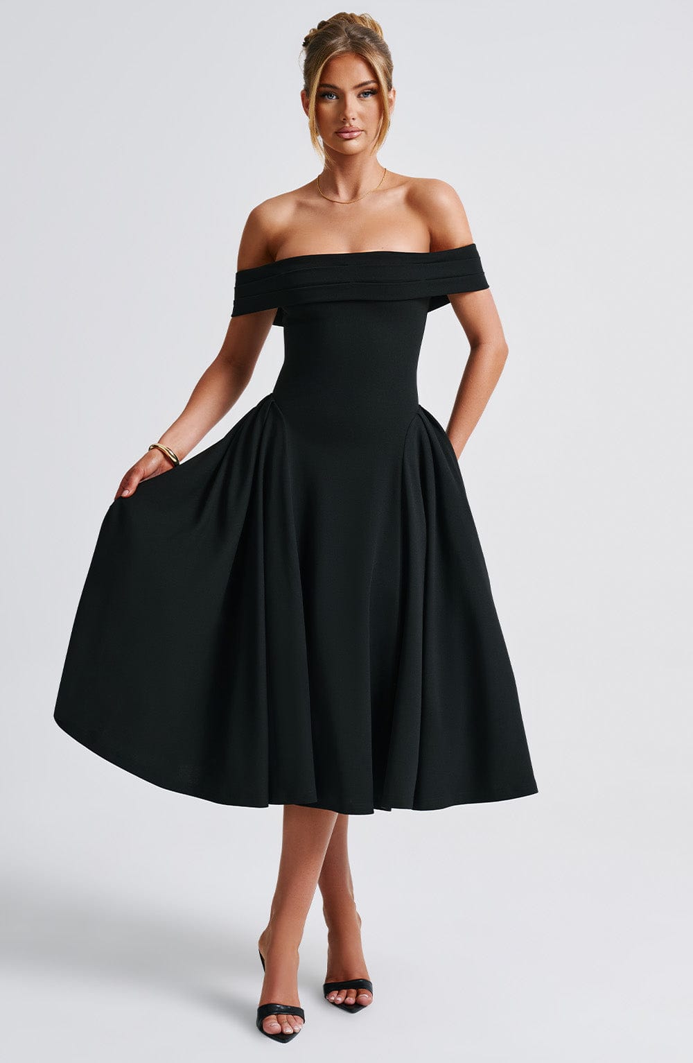 Miranda Midi Dress - Black - Napalia