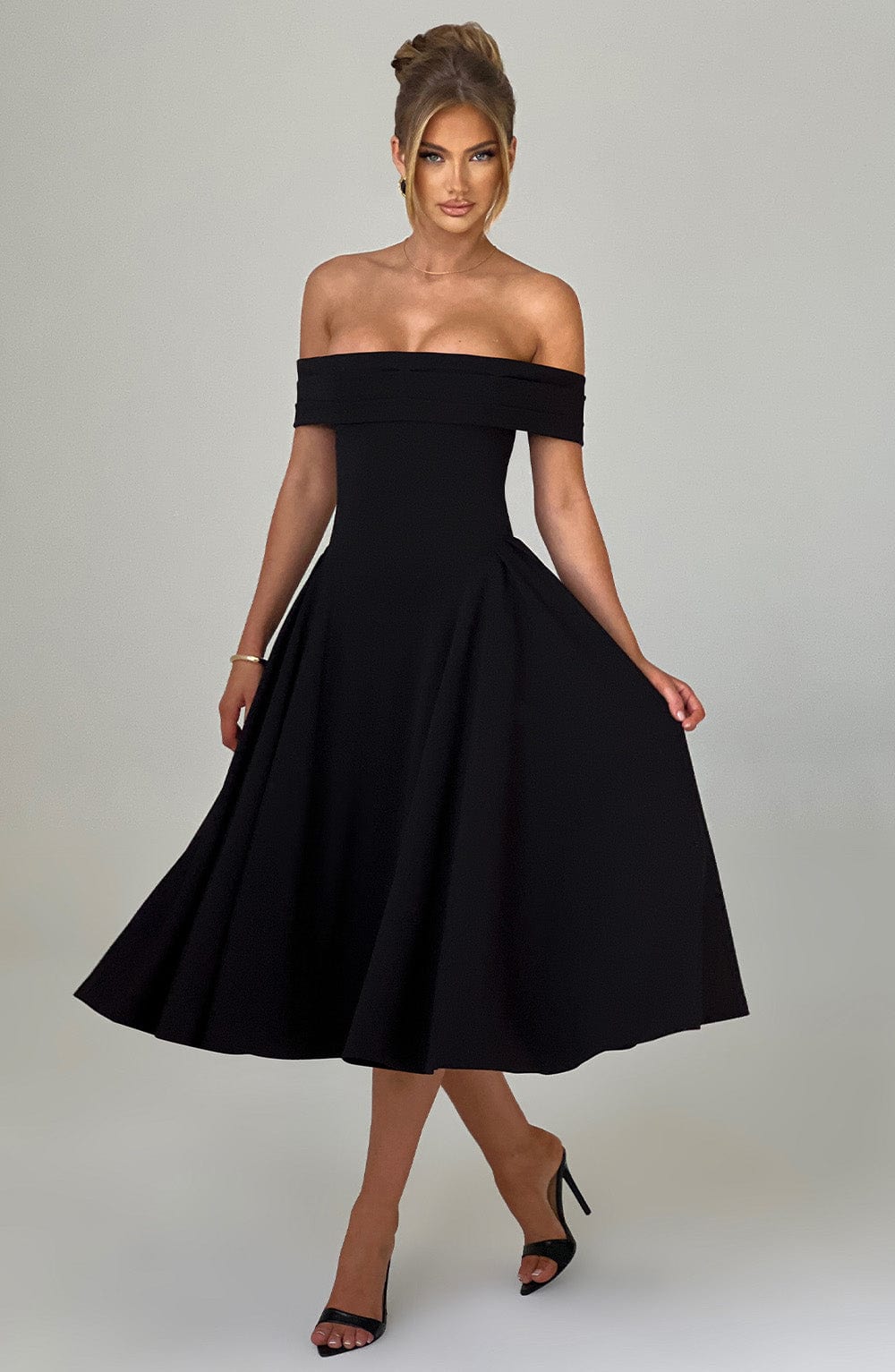 Miranda Midi Dress - Black - Napalia