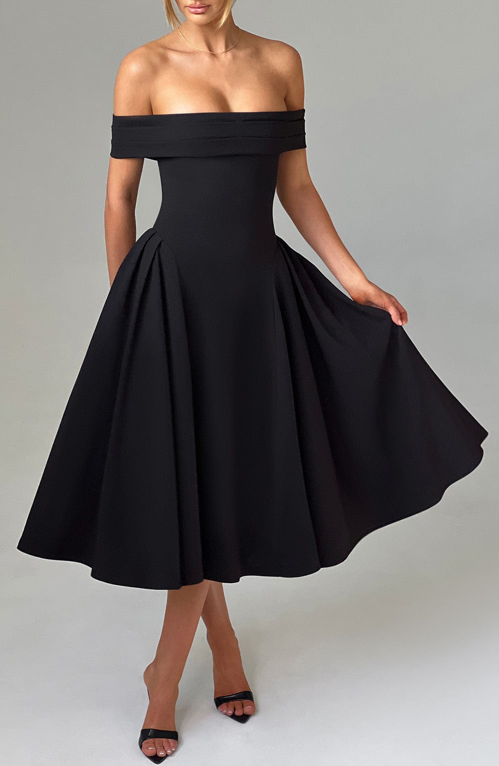 Miranda Midi Dress - Black - Napalia