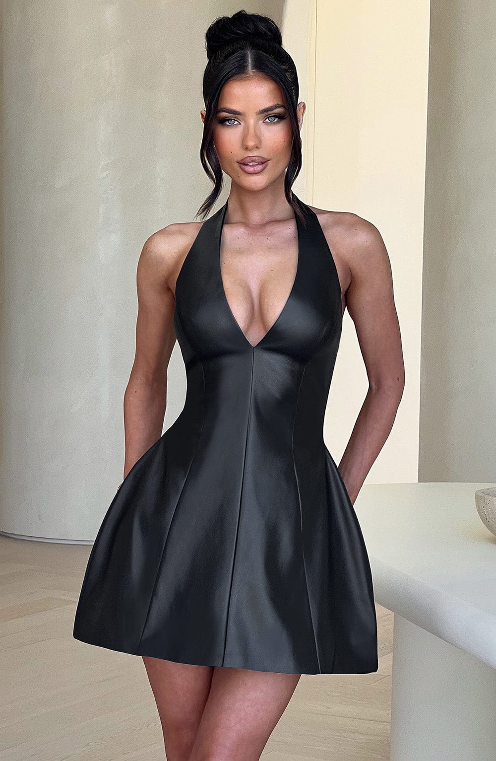 Missy Mini Dress - Black - Napalia