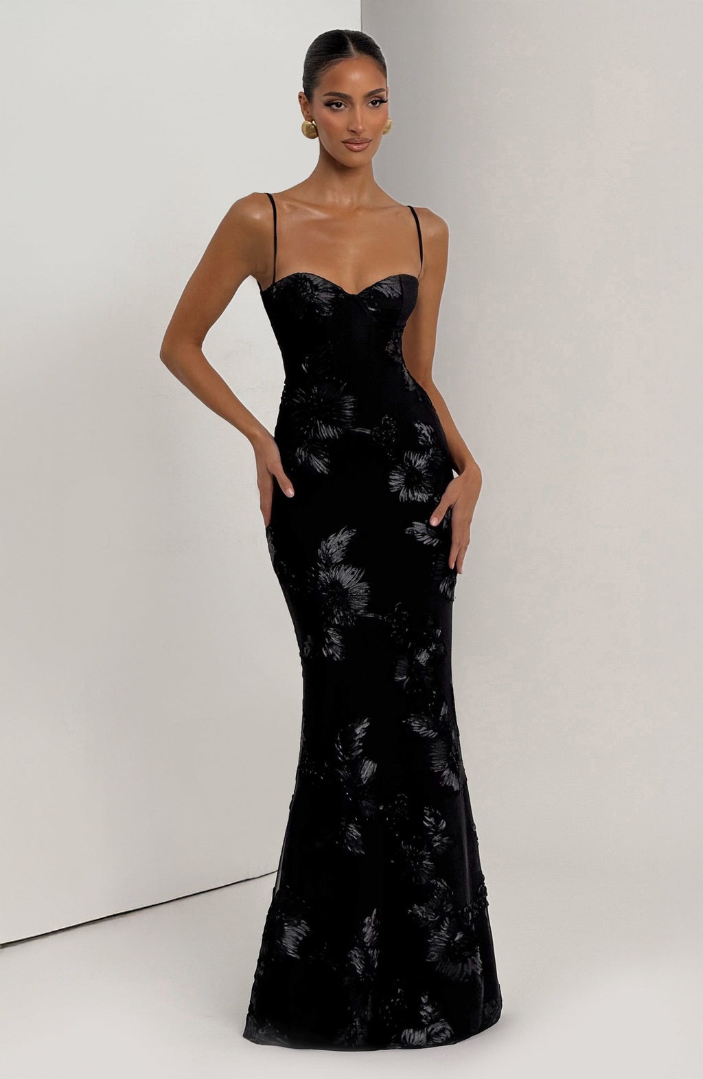 Nefertiti Maxi Dress - Black - Napalia