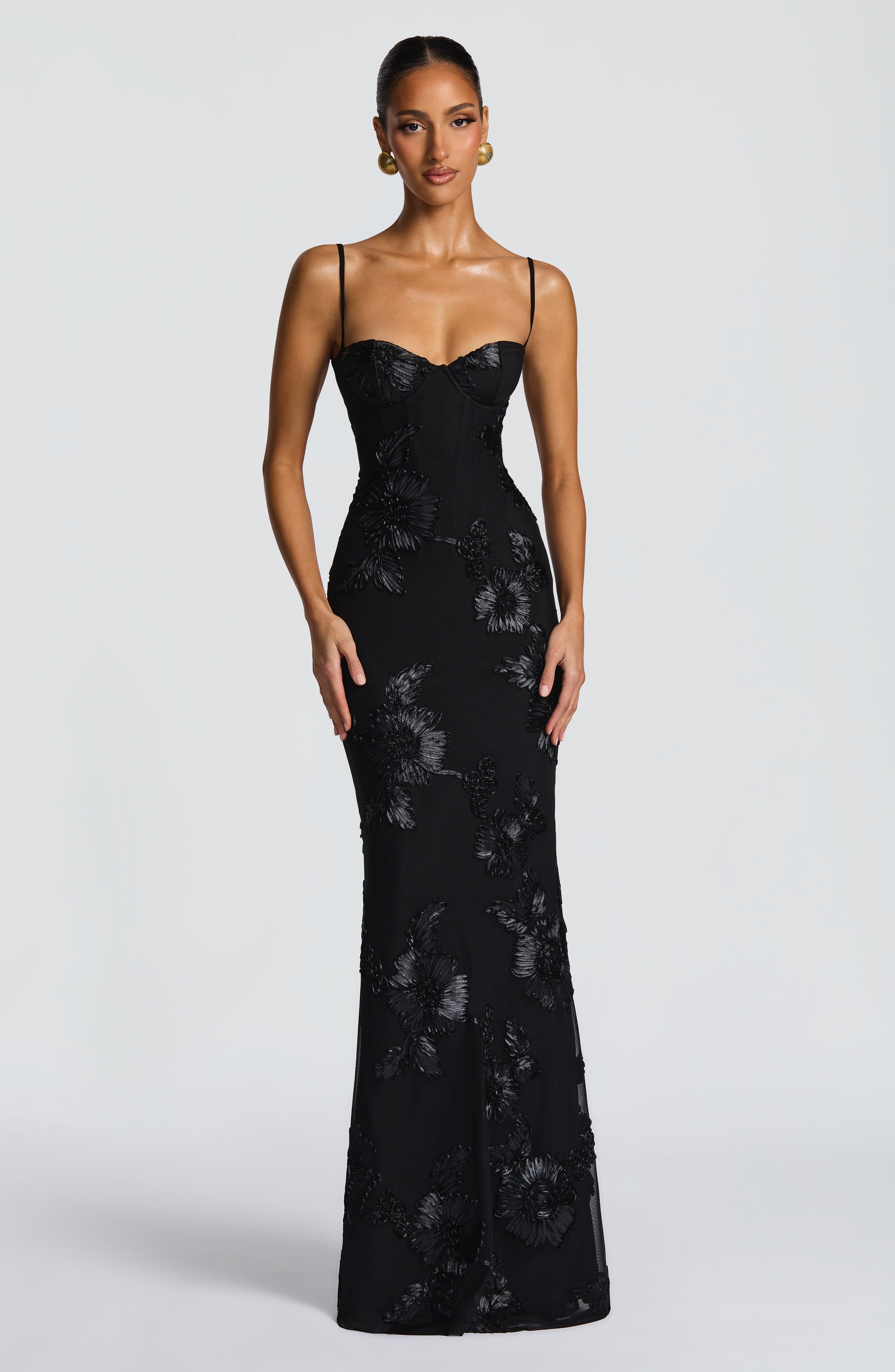 Nefertiti Maxi Dress - Black - Napalia