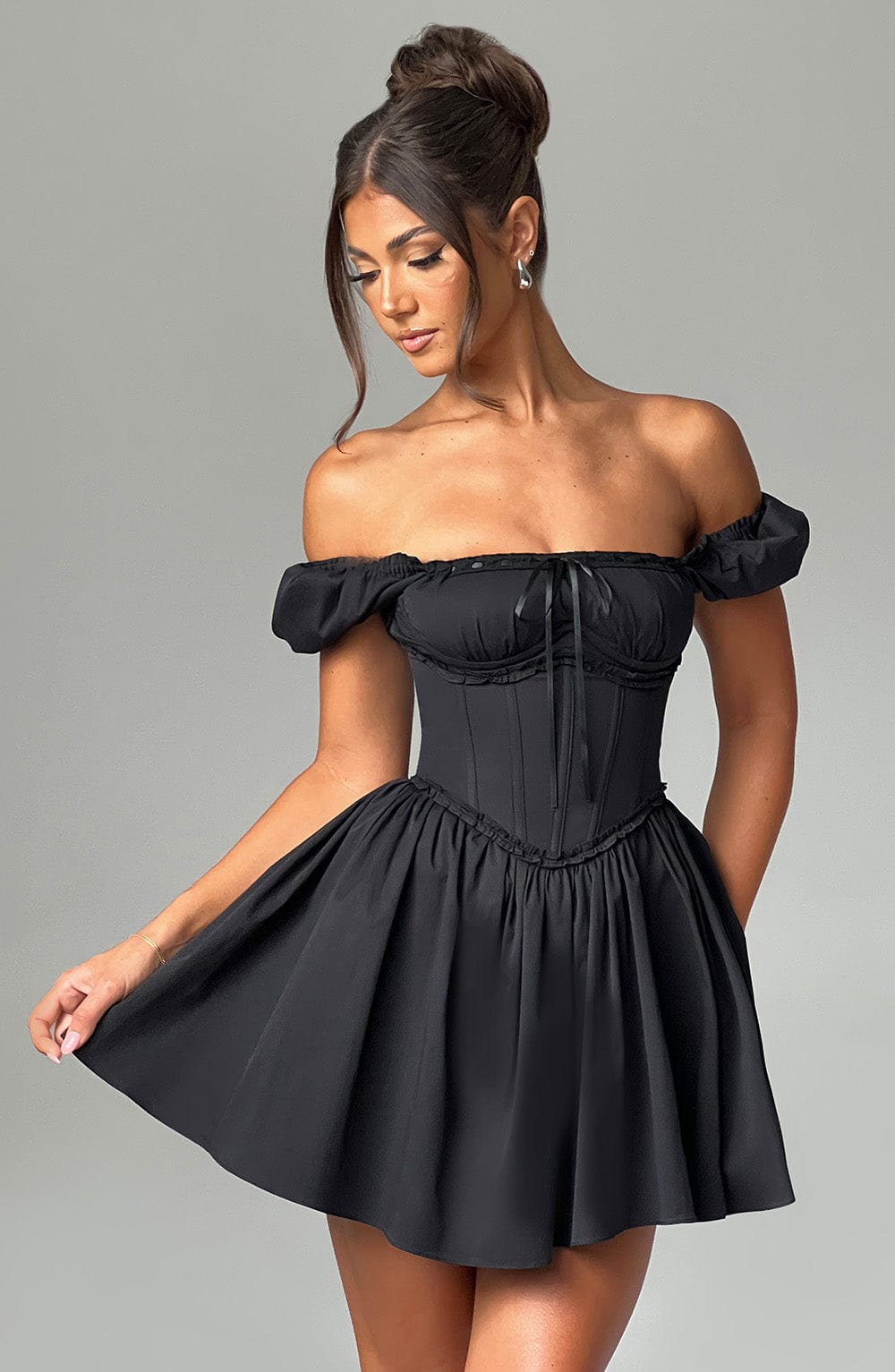 Penelope Mini Dress - Black - Napalia