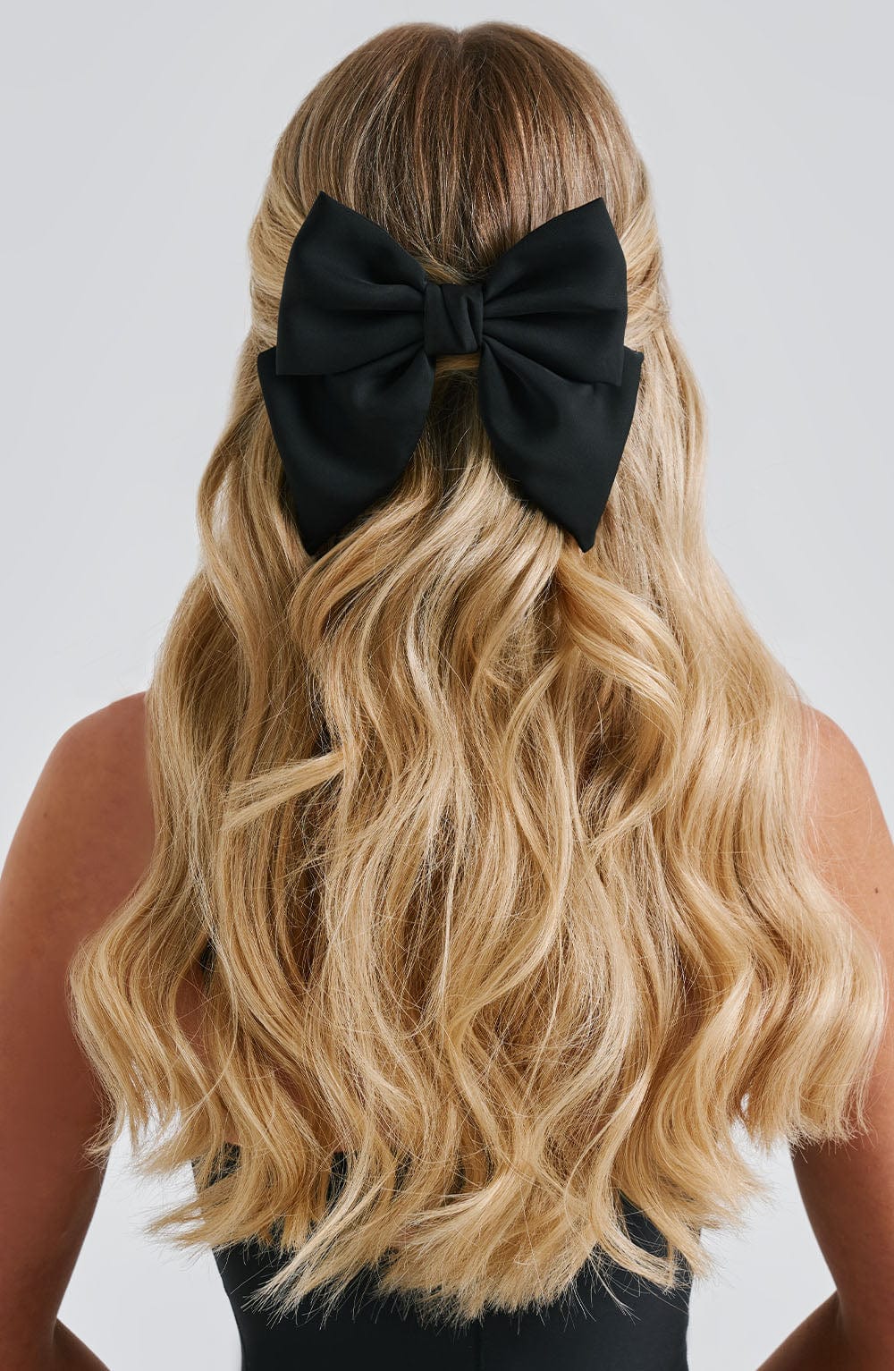 Perrie Bow - Black - Napalia