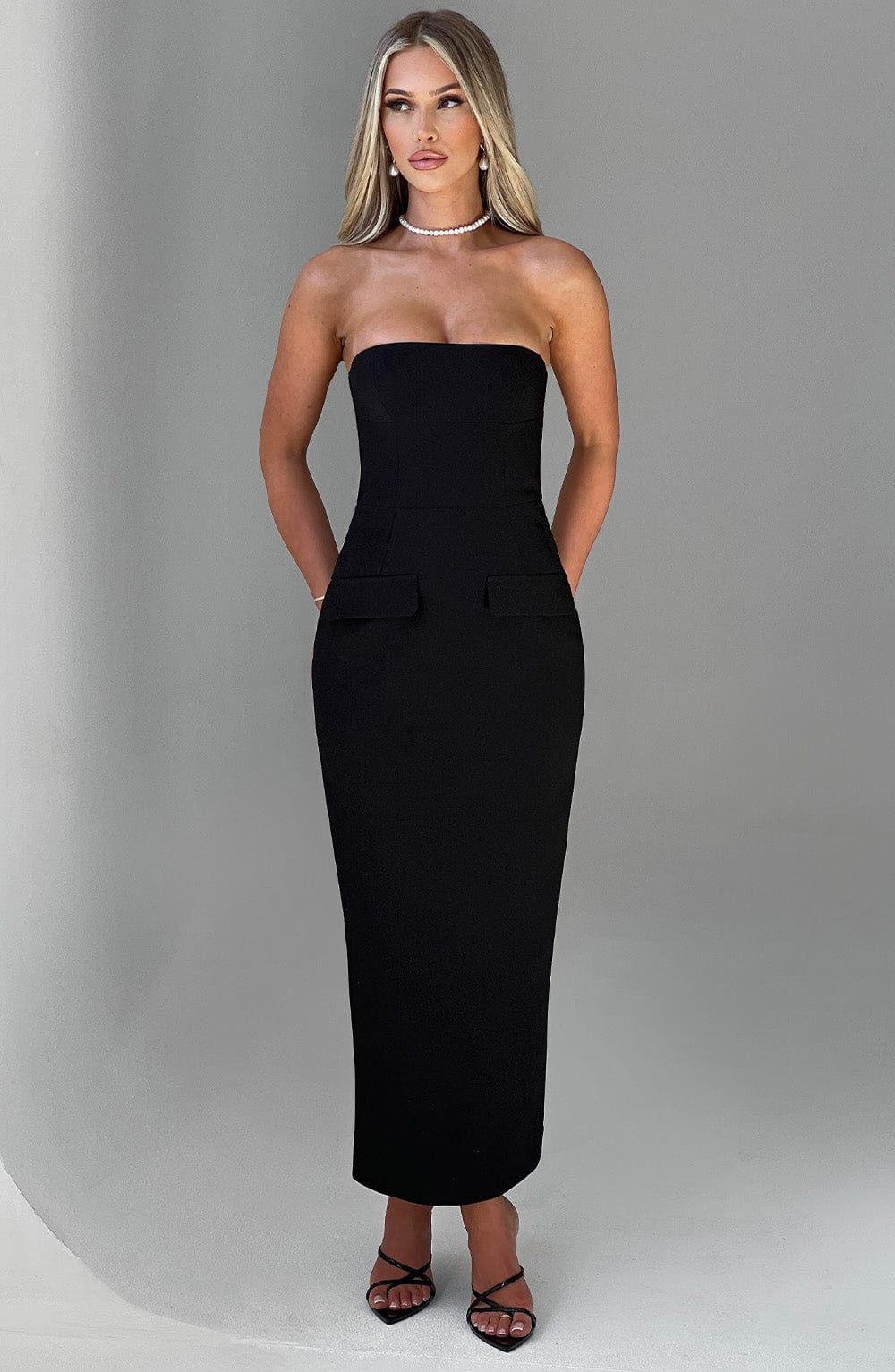 Roxanne Midaxi Dress - Black - Napalia