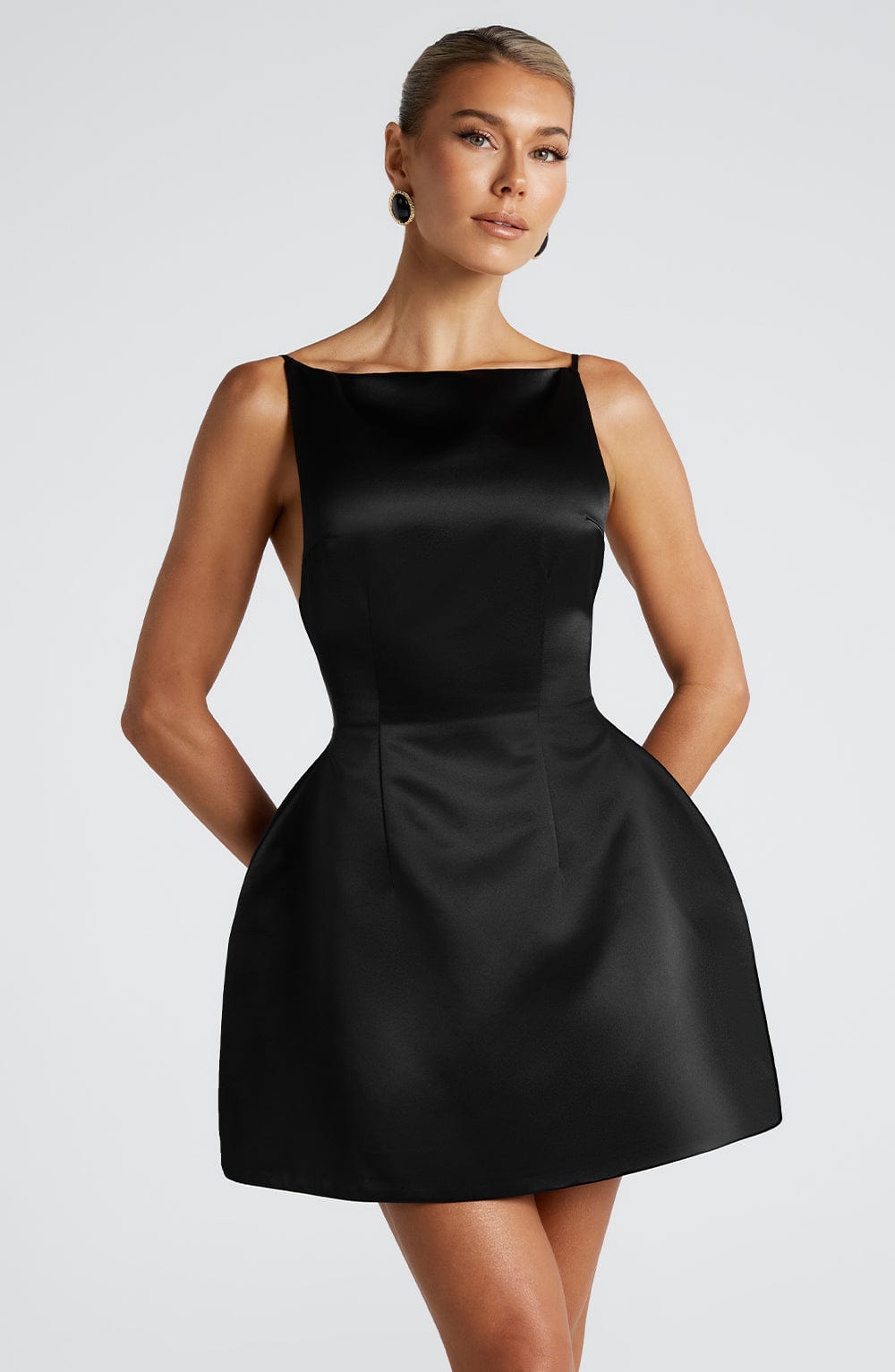 Tate Mini Dress - Black - Napalia
