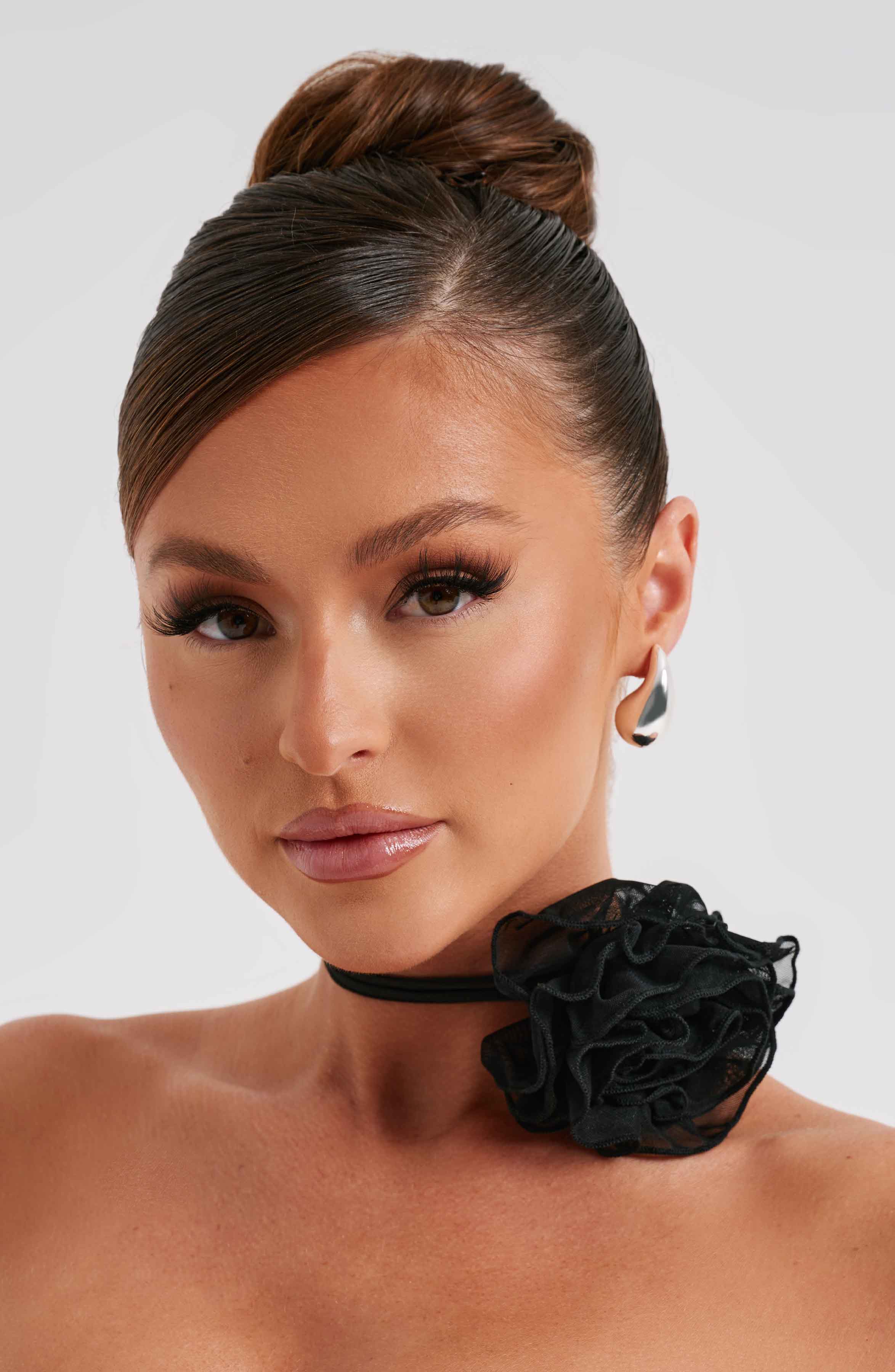 Tilli Floral Neck Tie - Black - Napalia