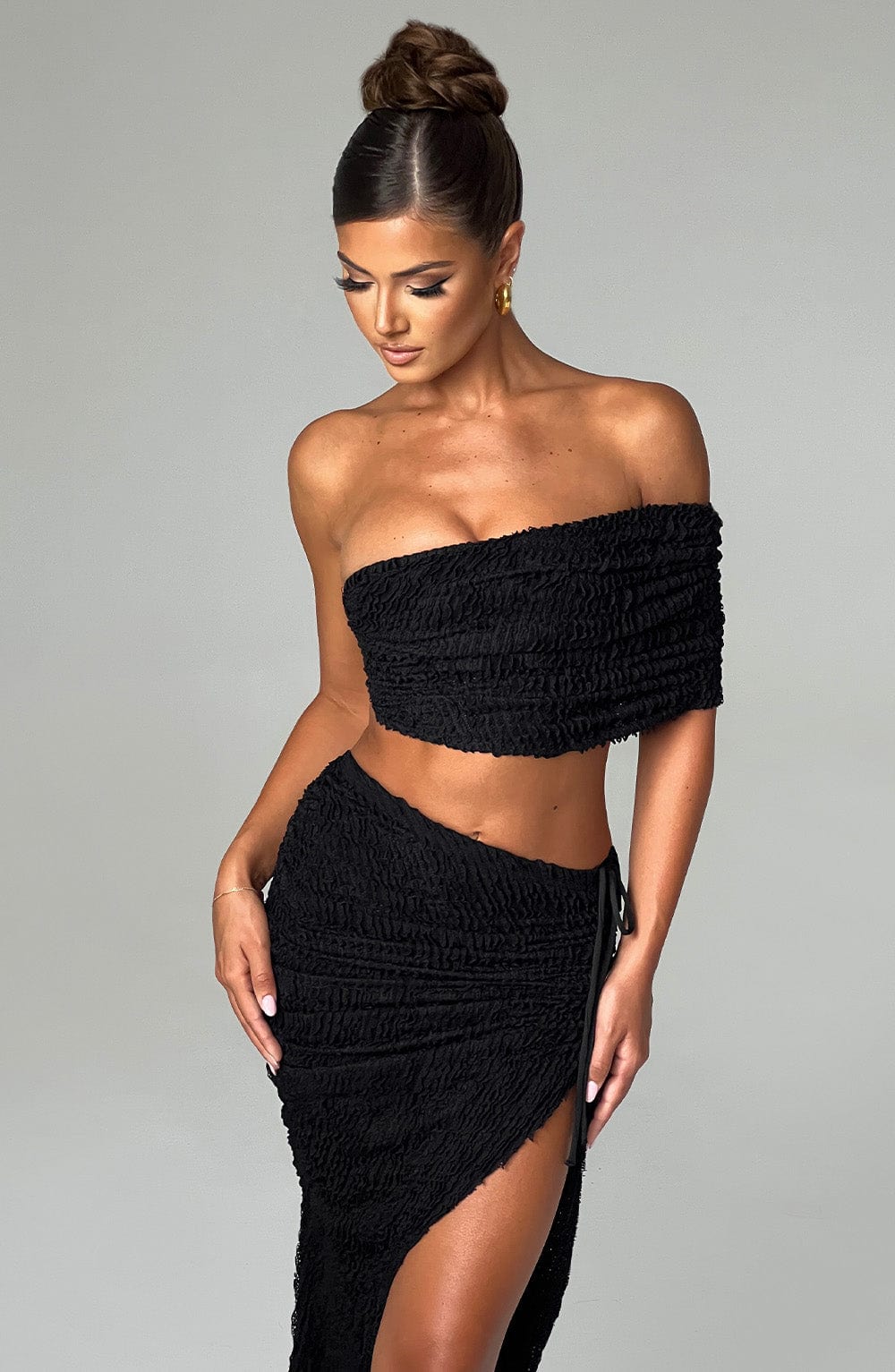 Zina Midi Skirt - Black - Napalia